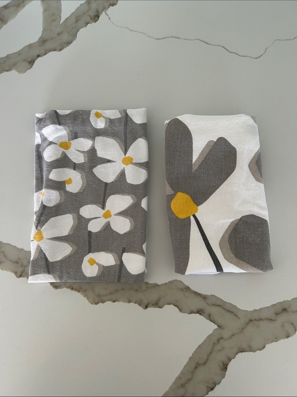 Floral Cotton Kitchen Towels – Gray, White & Yellow